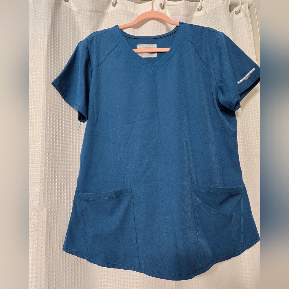 Skechers Scrub Top Size Large